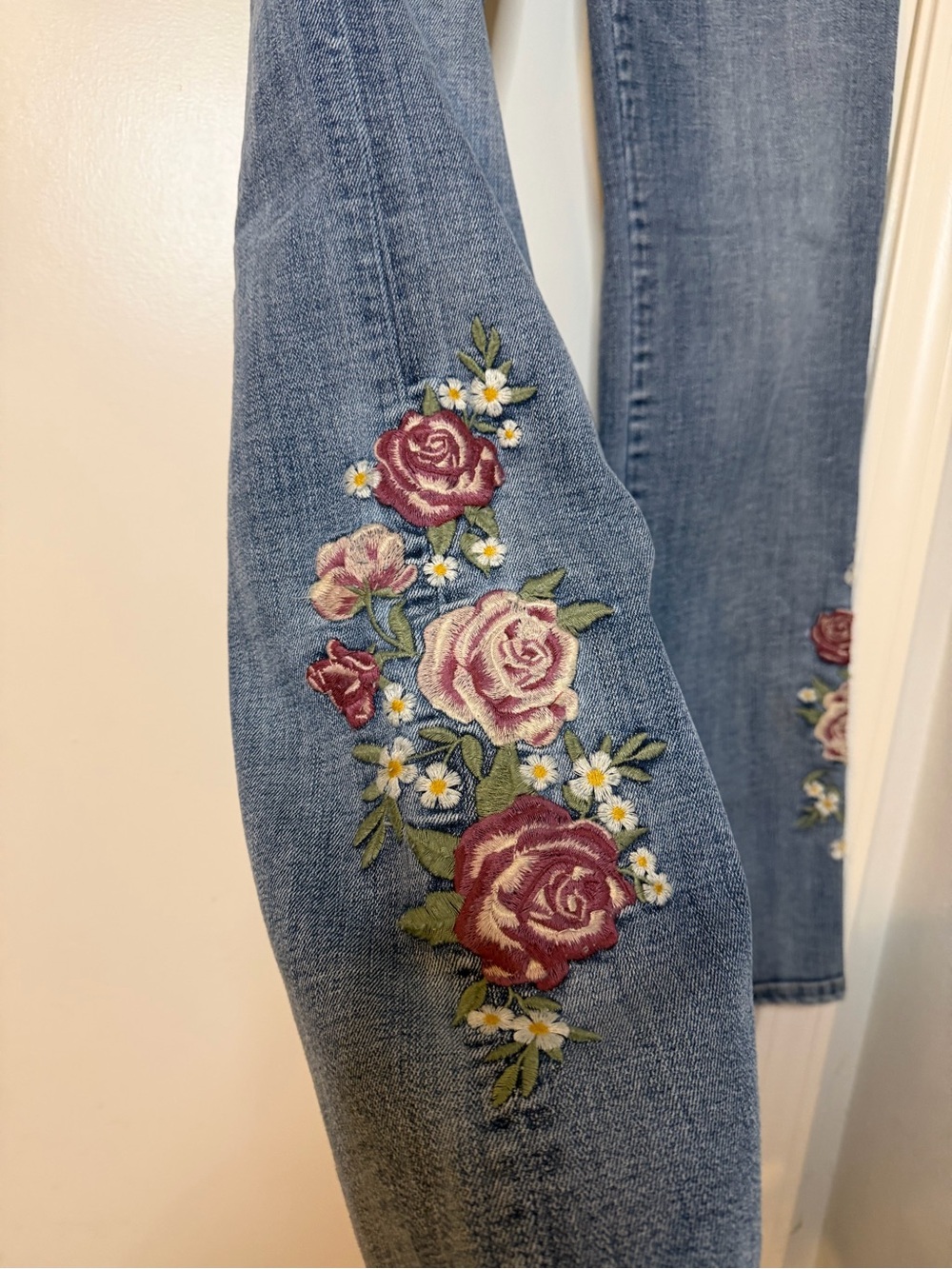 DRIFTWOOD Mid-Blue Straight-Leg Jeans with Floral Rose Embroidery - Picture 3 of 6